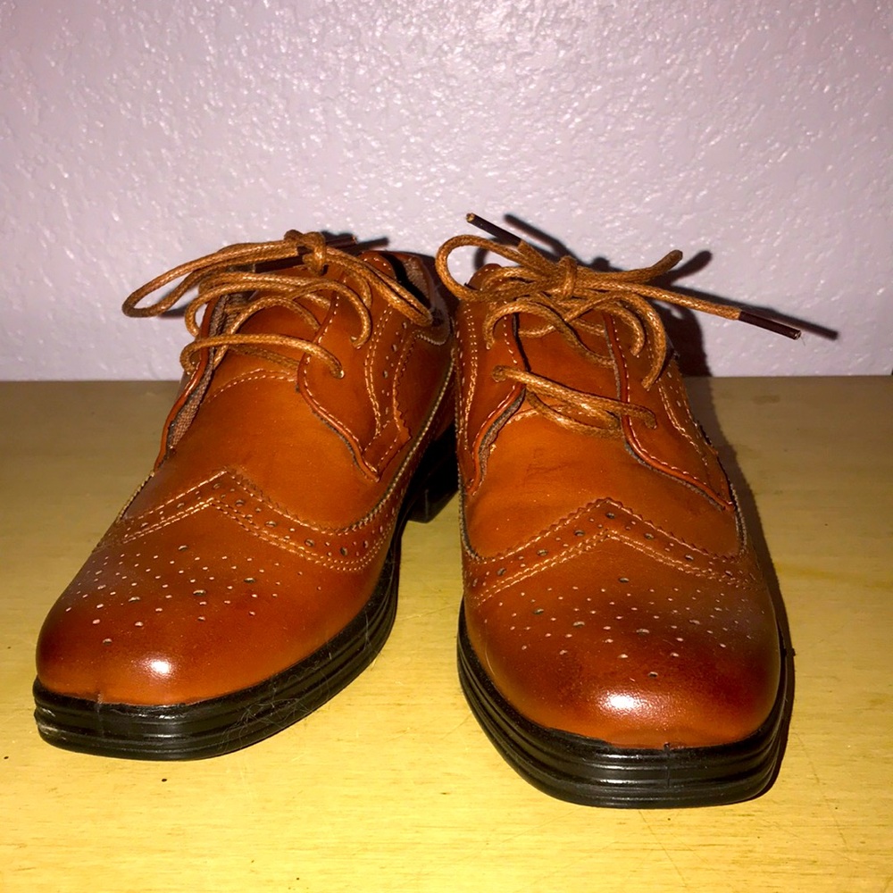 Boys leather dress shoes